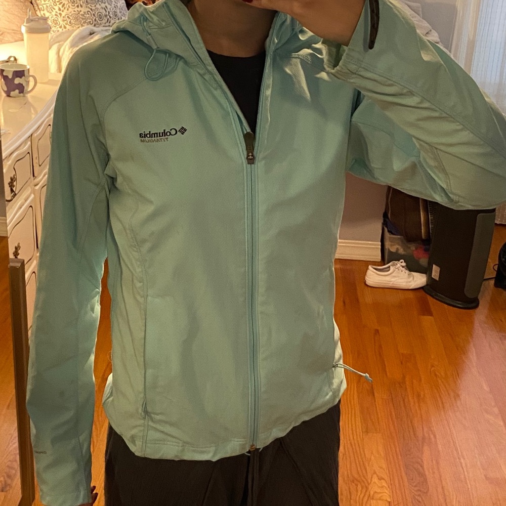 Columbia Jacket - Picture 5 of 6